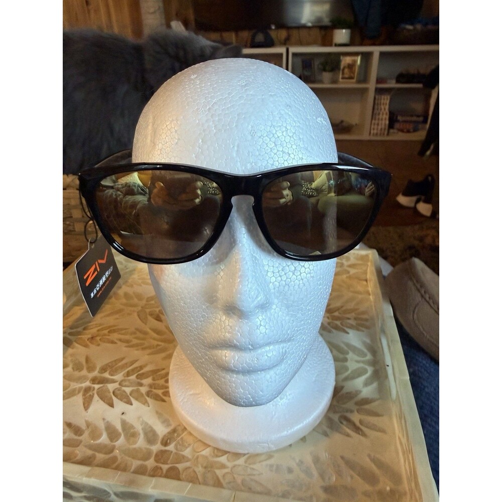 ZIV Sunglasses Polarized New With Tags Magnetic Case